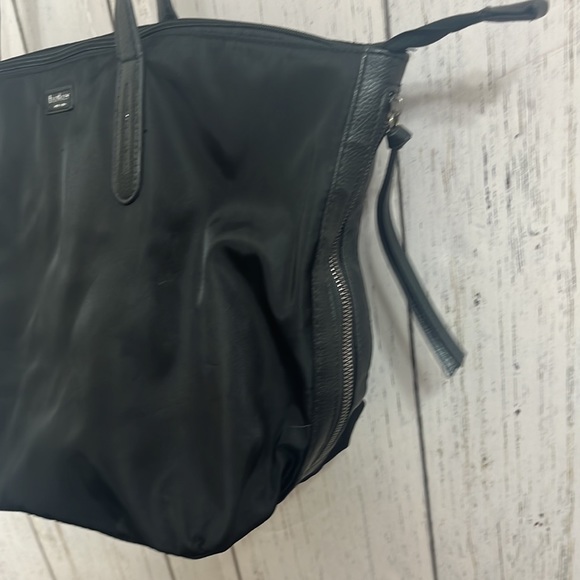 Botkier bond black tote bag zipper top vinyl outer - Picture 6 of 13